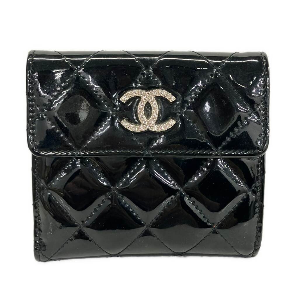 Chanel Matelasse Double-hook Wallet